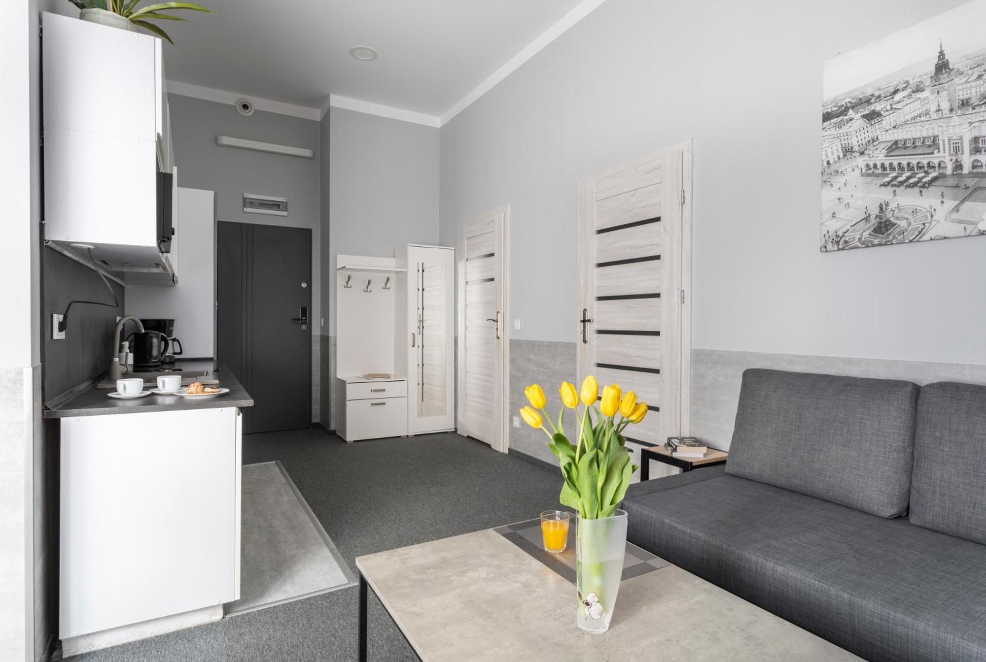 Primero Elegant Apartments Krakow Old Town Ngoại thất bức ảnh